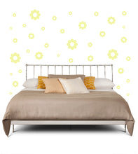 Load image into Gallery viewer, PALE YELLOW DAISY WALL DECOR
